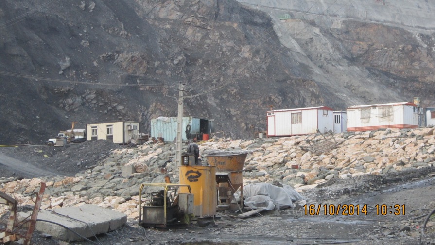 انکرگذاری تخلیه کننده تحتانی و گمانه های تماسی و تحکیمی تونل های انحراف آب و تحکیمی پی سد خاکی کولسه علیا